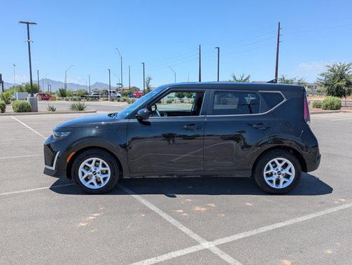 2023 Kia Soul S