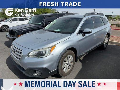 Ice Silver Metallic 2017 Subaru Outback 2.5i Premium