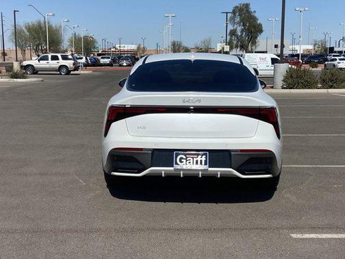 2025 Kia K5 LXS