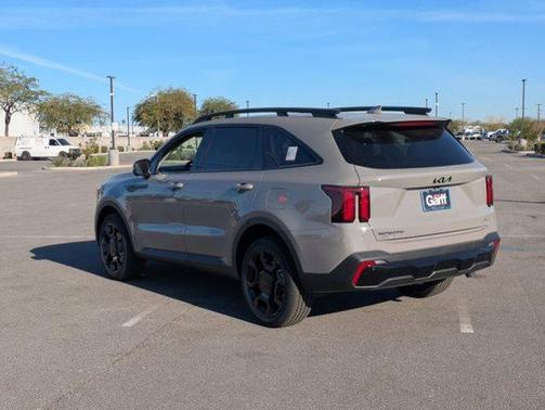 Road Rider Brown 2026 Kia Sorento SX