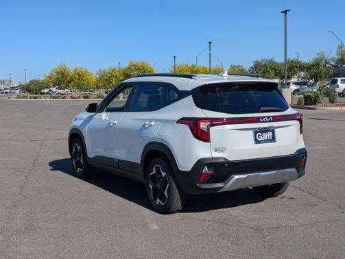 Snow White Pearl 2026 Kia Seltos S
