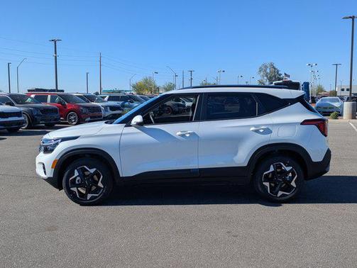 Snow White Pearl 2026 Kia Seltos S