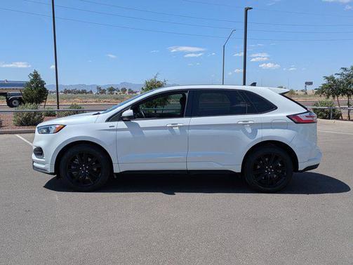 2022 Ford Edge ST Line