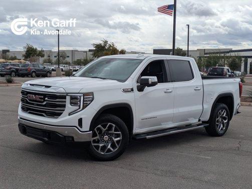 2025 GMC Sierra 1500 SLT