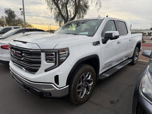 2025 GMC Sierra 1500 SLT