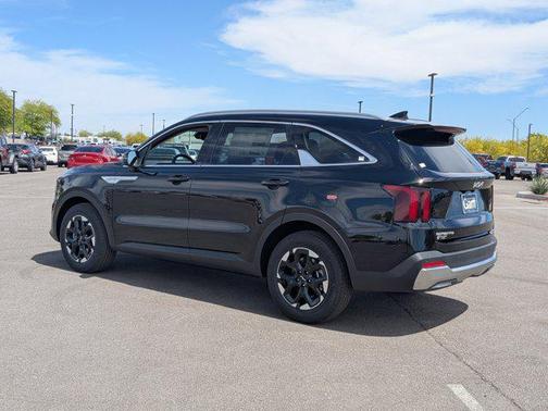 2025 Kia Sorento S