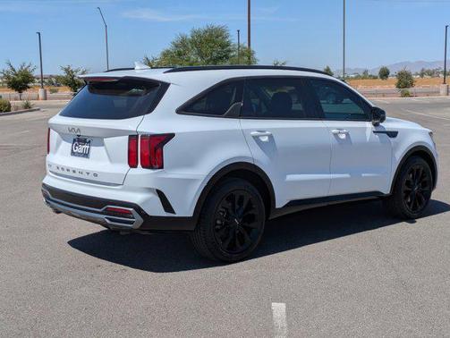 2022 Kia Sorento SX