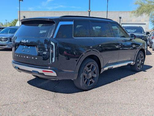 Ebony Black 2027 Kia Telluride Hybrid SX