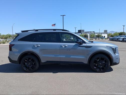 Everlasting Silver 2024 Kia Sorento SX
