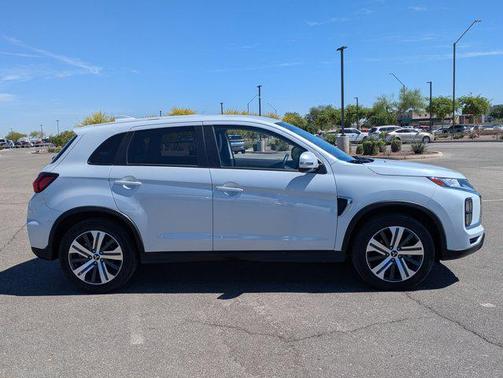 2024 Mitsubishi Outlander Sport SE