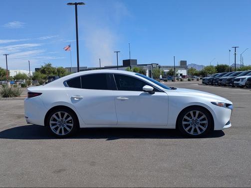 Snowflake White Pearl Mica 2019 Mazda Mazda3 FWD w/Select Package