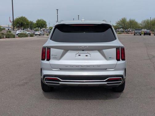 Silky Silver 2022 Kia Sorento Hybrid S