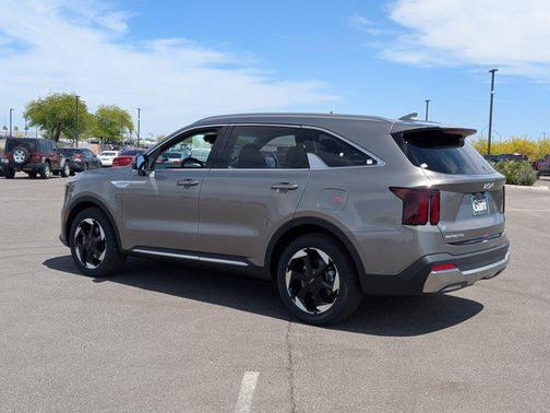 2025 Kia Sorento Hybrid EX