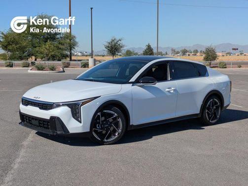 2025 Kia K4 GT-Line