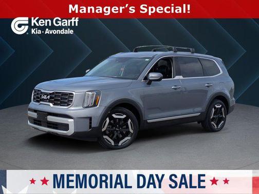 Everlasting Silver 2025 Kia Telluride S