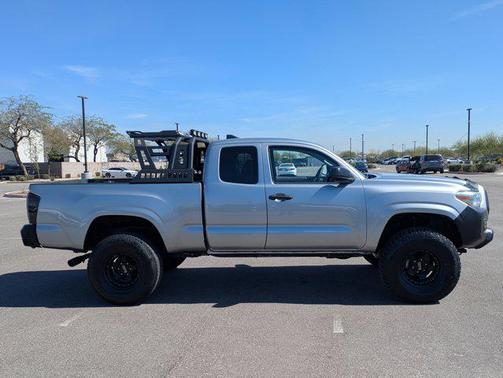 2019 Toyota Tacoma SR