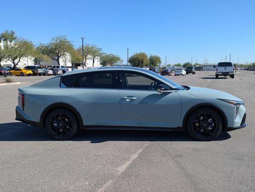 2025 Kia K4 GT-Line Turbo