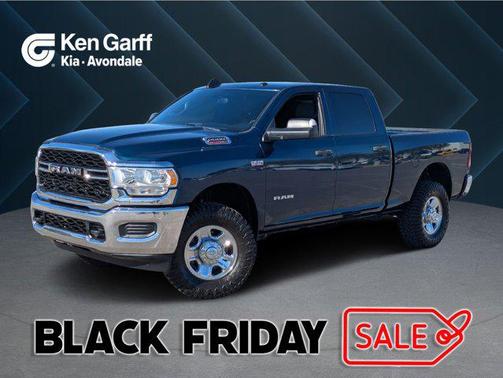 2022 RAM 2500 Tradesman Crew Cab 4x4 6'4' Box