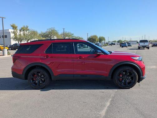 2024 Ford Explorer ST