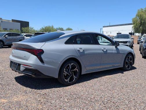 2025 Kia K5 GT-Line