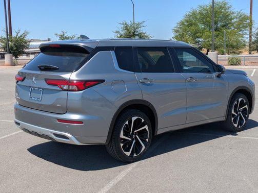 2023 Mitsubishi Outlander SEL 2.5 2WD