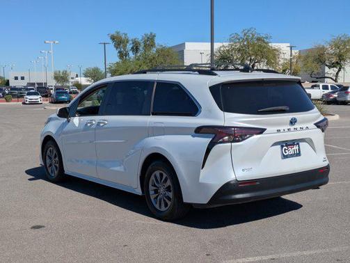 2023 Toyota Sienna XLE 7 Passenger