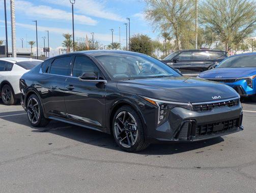 2025 Kia K4 GT-Line