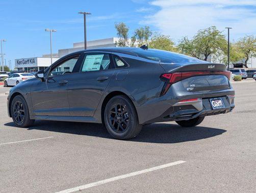 2026 Kia K5 LXS