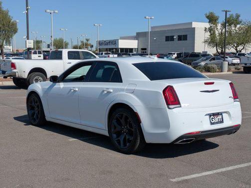 2021 Chrysler 300 S