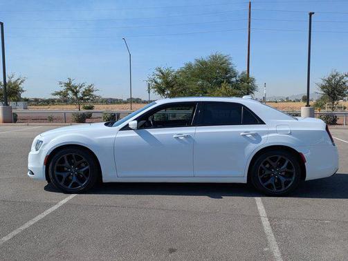 2021 Chrysler 300 S
