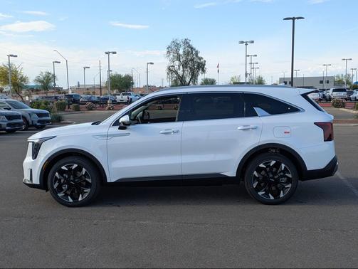 Glacial White Pearl 2026 Kia Sorento EX