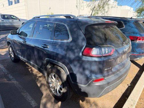 Blue Shade Pearlcoat 2019 Jeep Cherokee Latitude