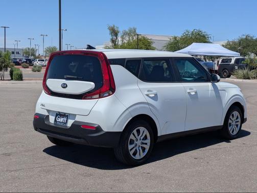 Snow White Pearl 2021 Kia Soul LX