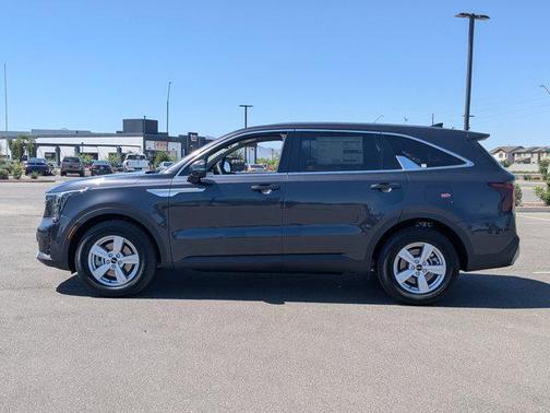 2025 Kia Sorento LX