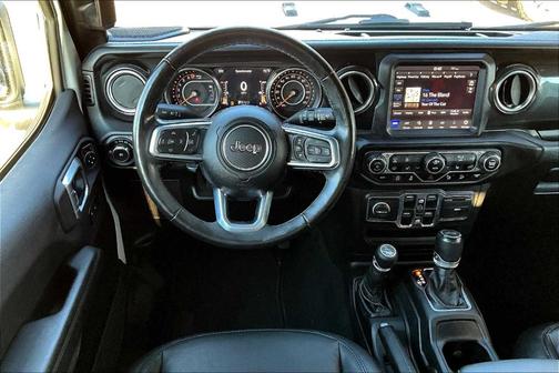2020 Jeep Wrangler Unlimited Sahara Altitude