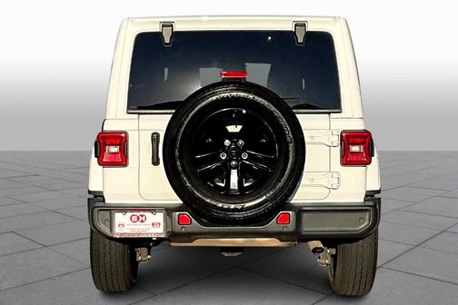 2020 Jeep Wrangler Unlimited Sahara Altitude