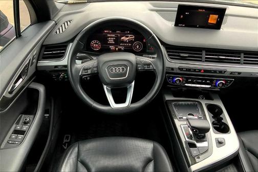 2019 Audi Q7 45 Premium Plus