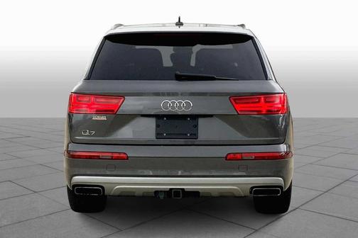 2019 Audi Q7 45 Premium Plus