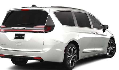 2025 Chrysler Pacifica Pinnacle