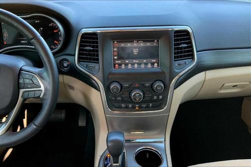 2020 Jeep Grand Cherokee Laredo E