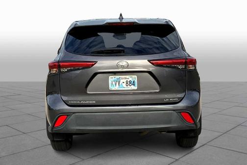 2021 Toyota Highlander LE