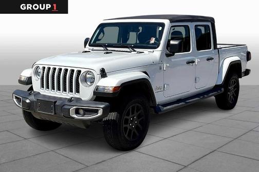2023 Jeep Gladiator Overland