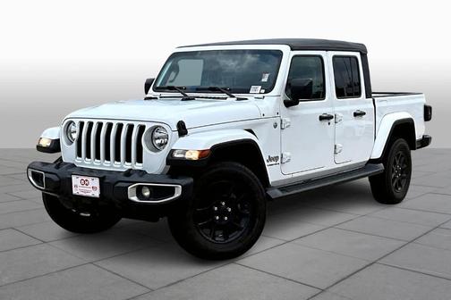 2023 Jeep Gladiator Overland