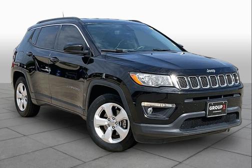 Diamond Black Crystal Pearlcoat 2018 Jeep Compass Latitude