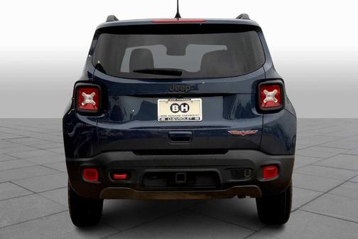 2022 Jeep Renegade Trailhawk