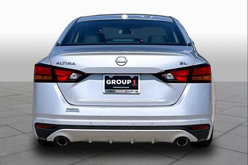 Brilliant Silver Metallic 2023 Nissan Altima 2.5 SL