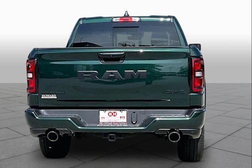Serrano Green Metallic 2026 RAM 1500 Big Horn/Lone Star