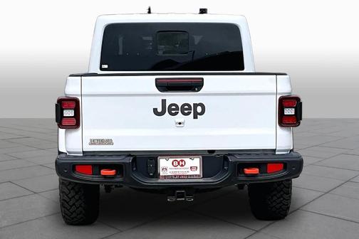 White 2026 Jeep Gladiator Mojave