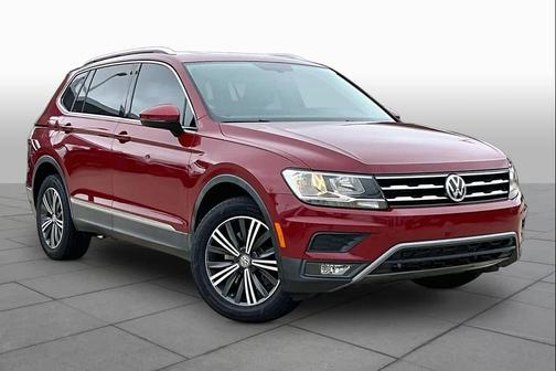 Cardinal Red Metallic 2018 Volkswagen Tiguan 2.0T SEL
