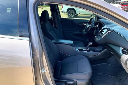 Mineral Gray Metallic 2024 Chevrolet Malibu FWD RS